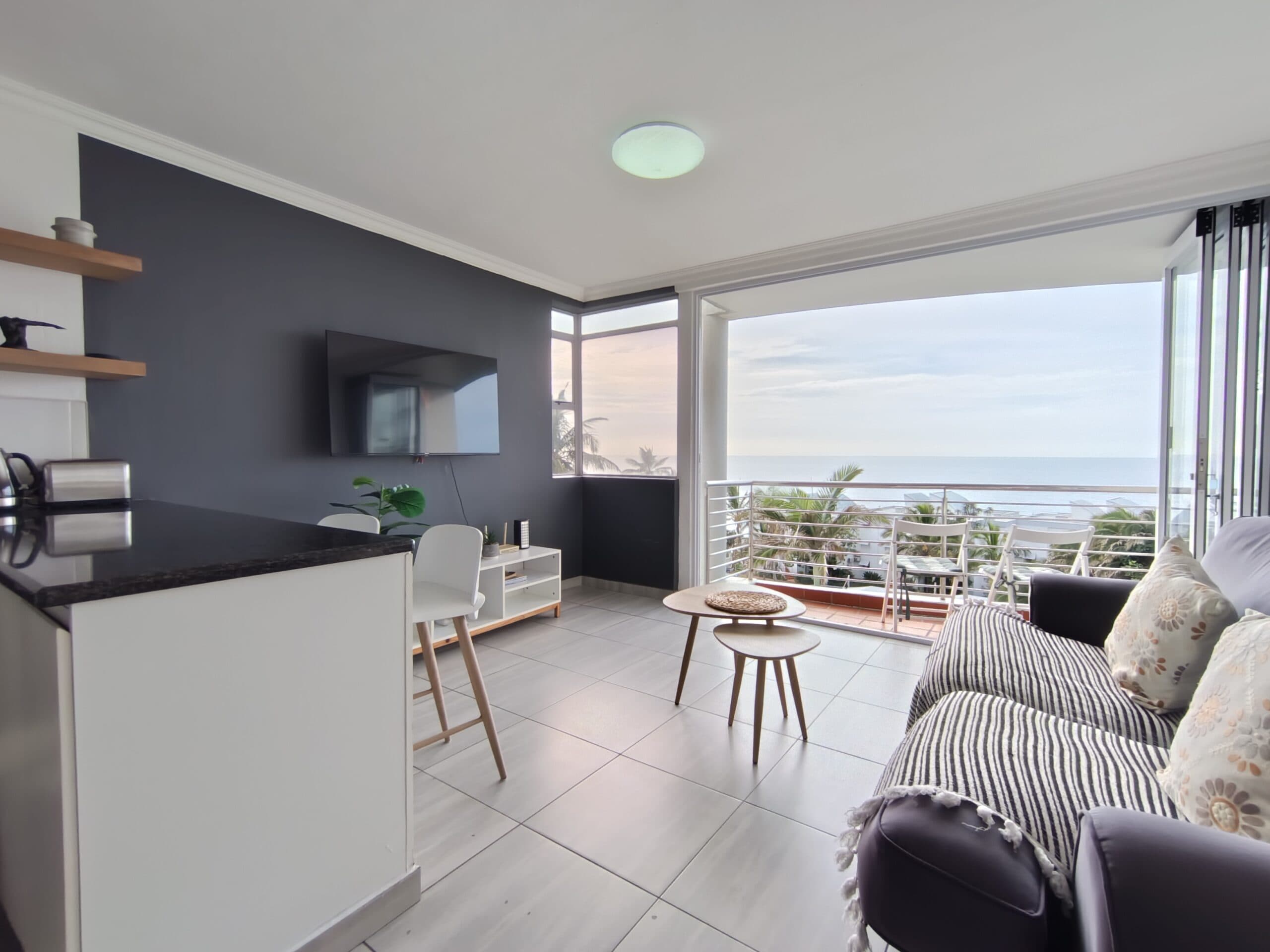 89 Chaka's Cove, Shaka's Rock, Ballito — Living room
